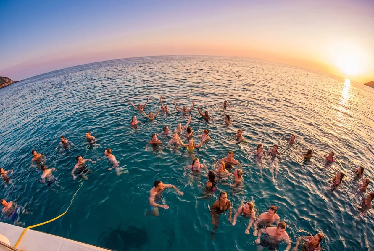 Sunset Boat Party